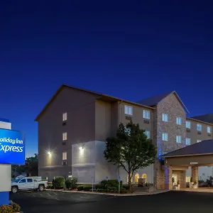 https://holiday-inn-express-suites-ex-i-71-oh-state-fair-expo-ctr.columbusohiohotels.org